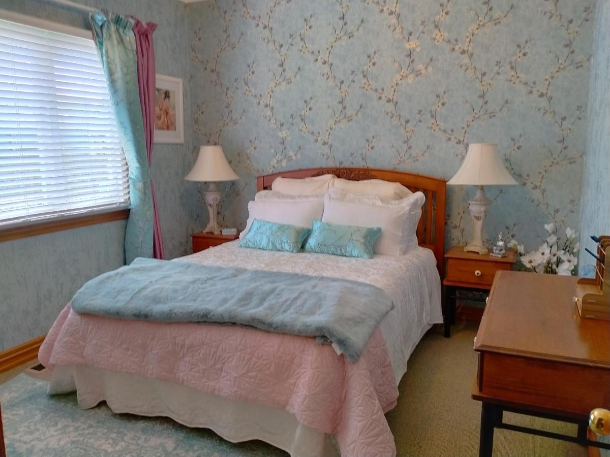 Amberly House Rotorua Bed & Breakfast Ngoại thất bức ảnh