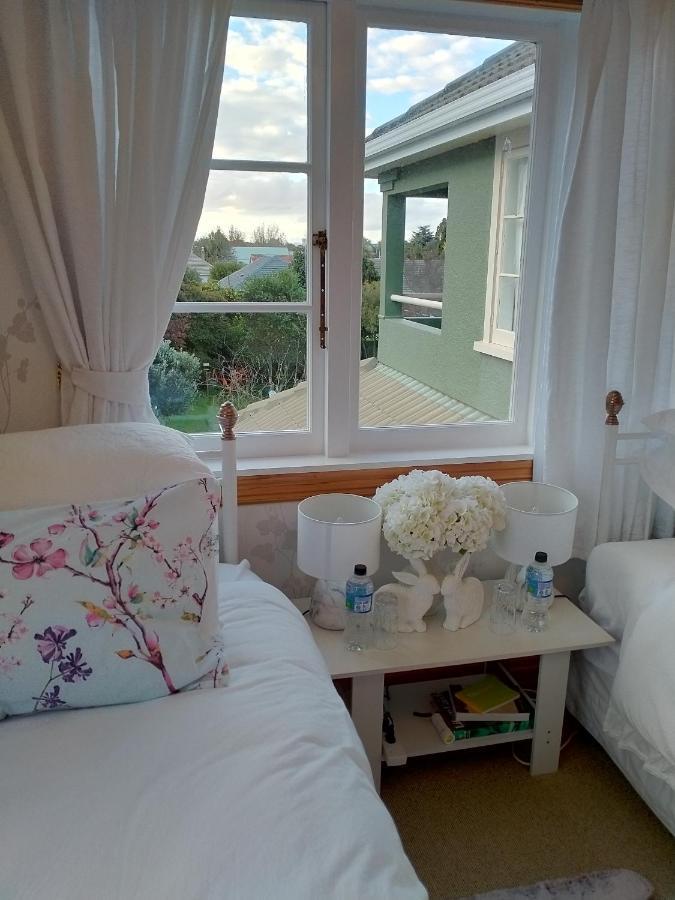 Amberly House Rotorua Bed & Breakfast Ngoại thất bức ảnh