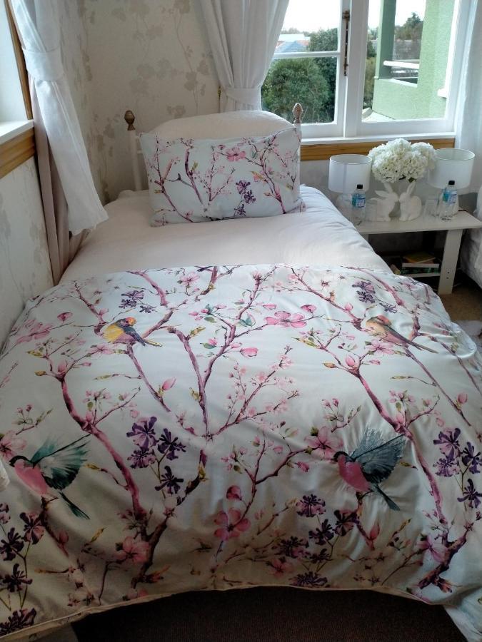Amberly House Rotorua Bed & Breakfast Ngoại thất bức ảnh